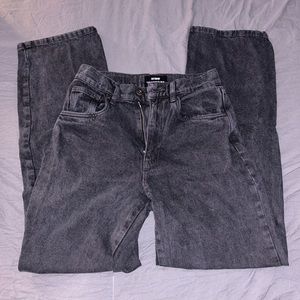 Super cute black bootcut jeans<3